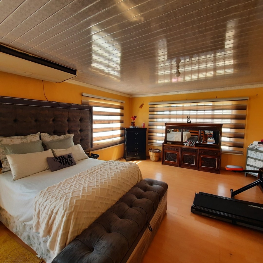 4 Bedroom Property for Sale in Lakeview Free State